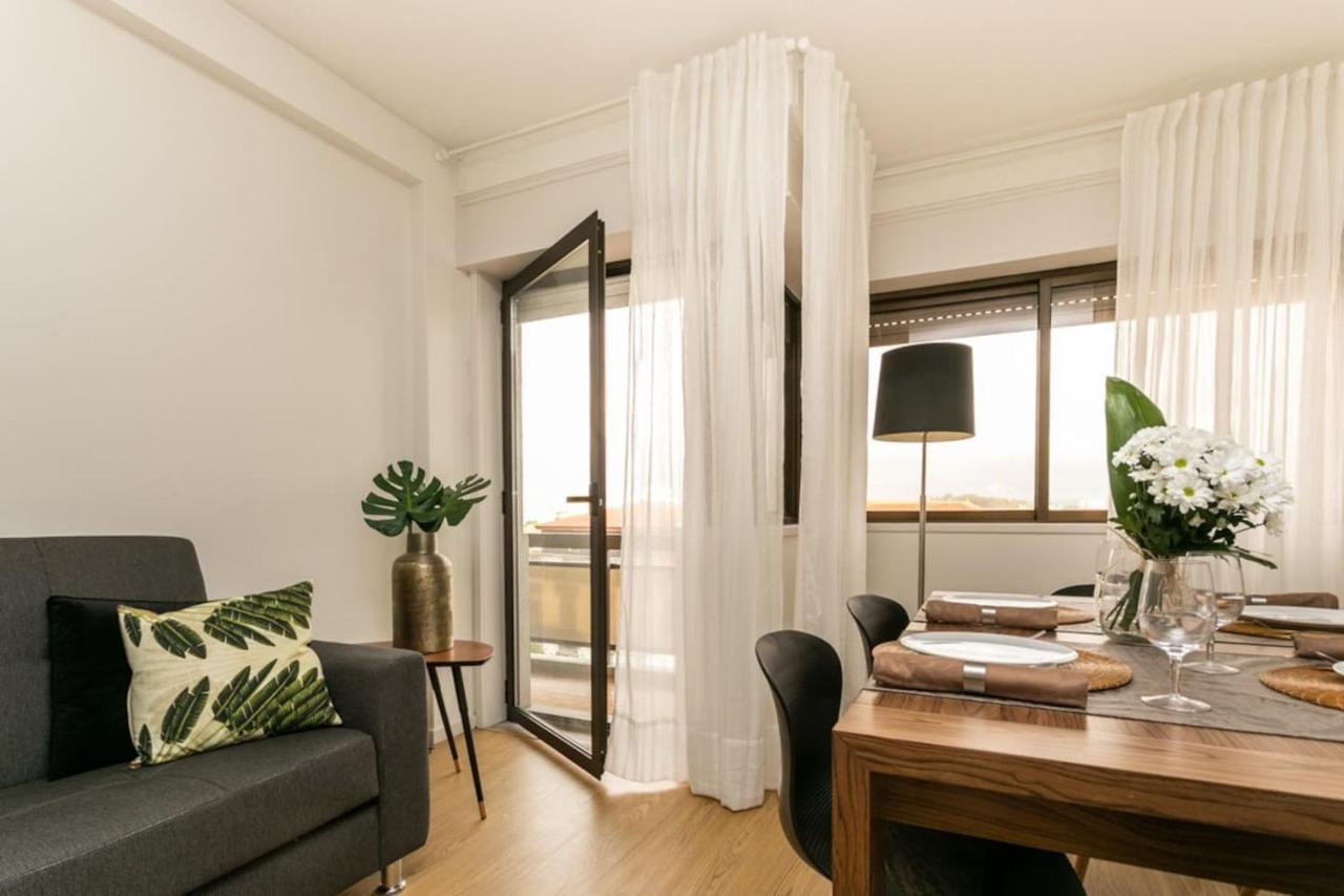 Appartamento Aposentus - Elegant Functionality Porto Downtown Esterno foto