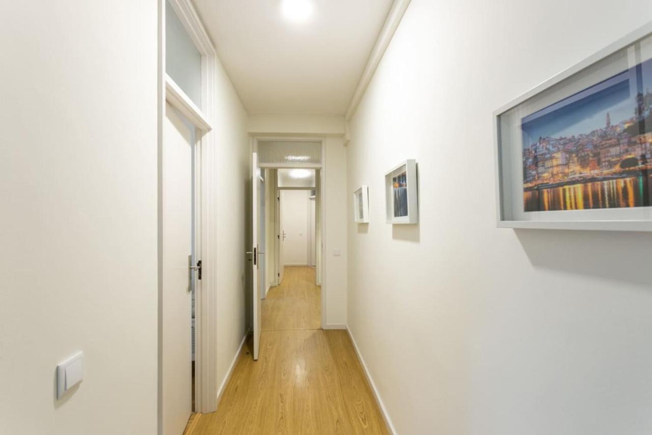 Appartamento Aposentus - Elegant Functionality Porto Downtown Esterno foto